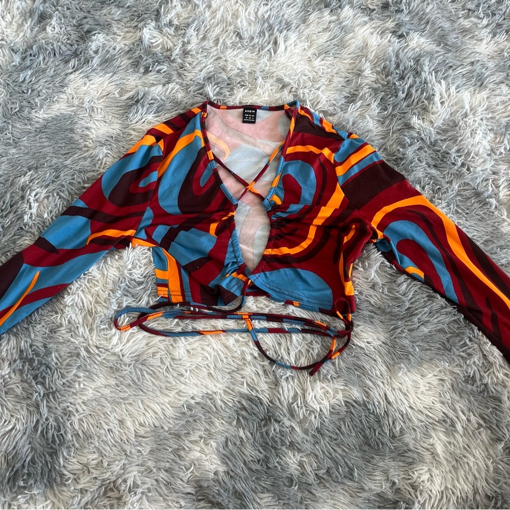 SHEIN Long Sleeve Retro Tie Going Out Crop Top in Multicolor Swirl Print -Size M